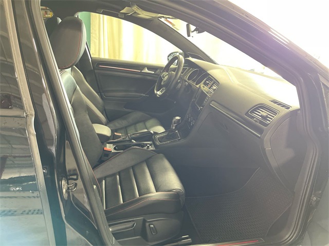 2017 Volkswagen Golf GTI Autobahn photo 25