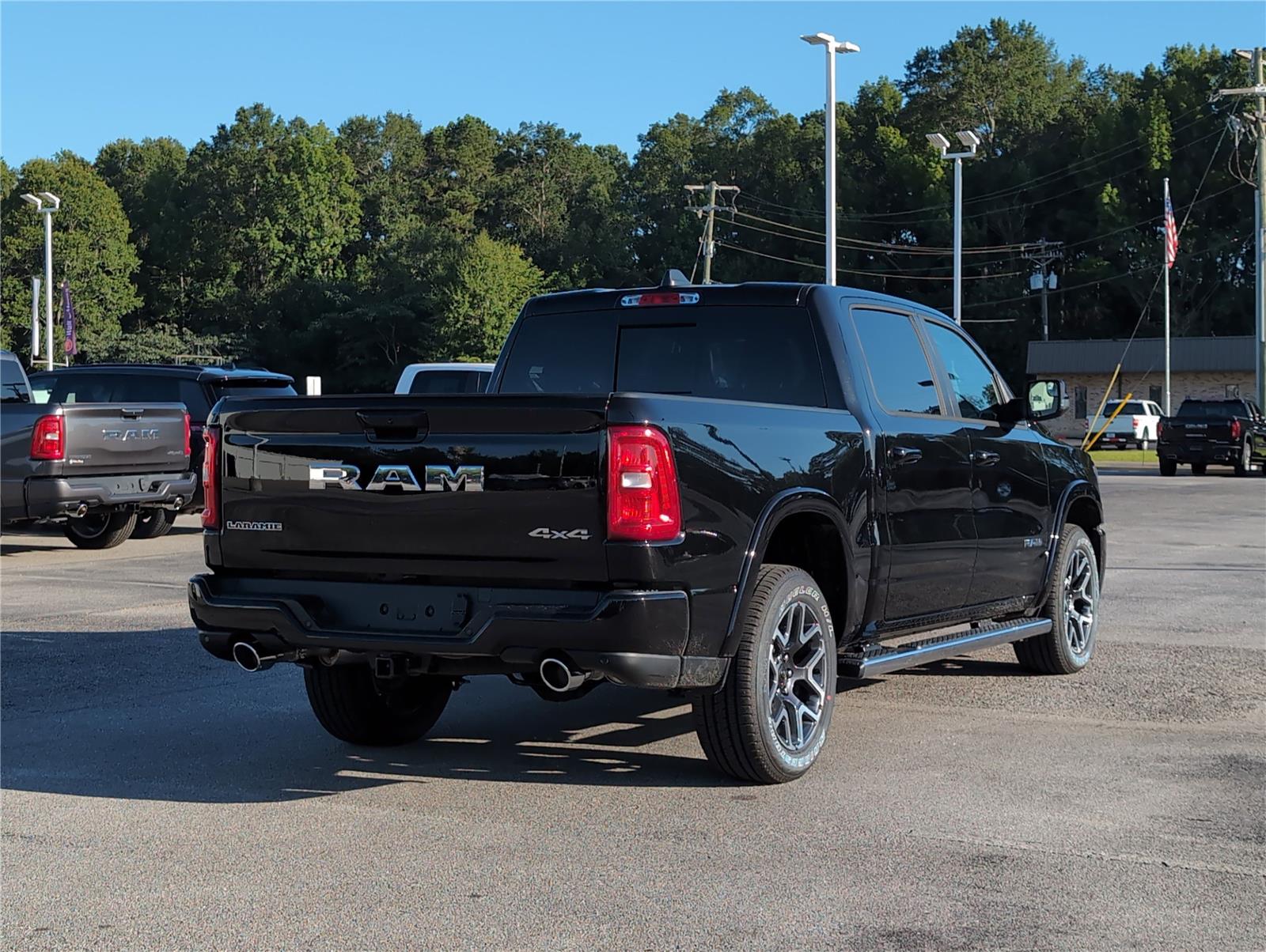 2026 Ram 1500 Laramie photo 4