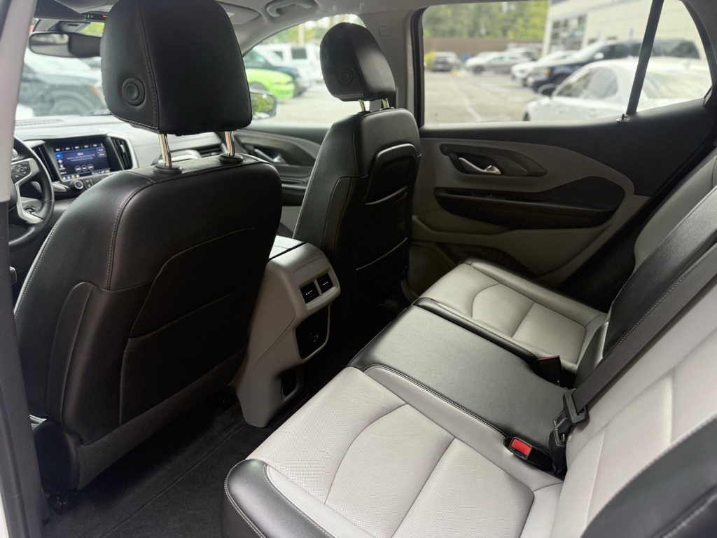 2024 Gmc Terrain SLT photo 10