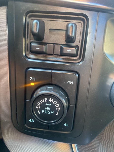 2022 Ford F-150 Platinum photo 22