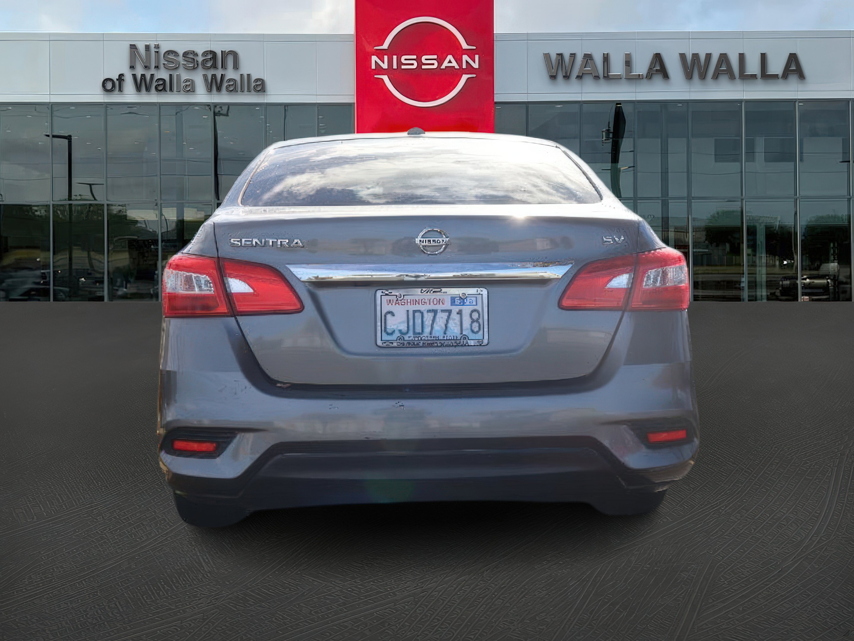 2019 Nissan Sentra SV photo 4