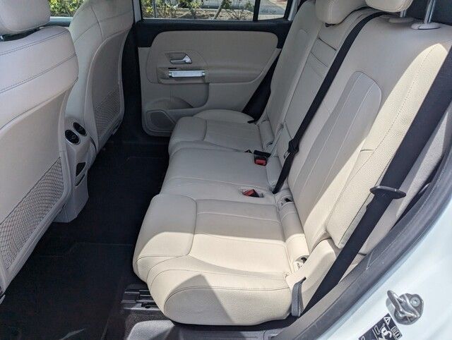 2020 Mercedes Benz GLB 250 4MATIC photo 12