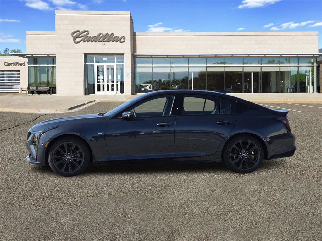 2025 Cadillac CT5 Sport photo 4
