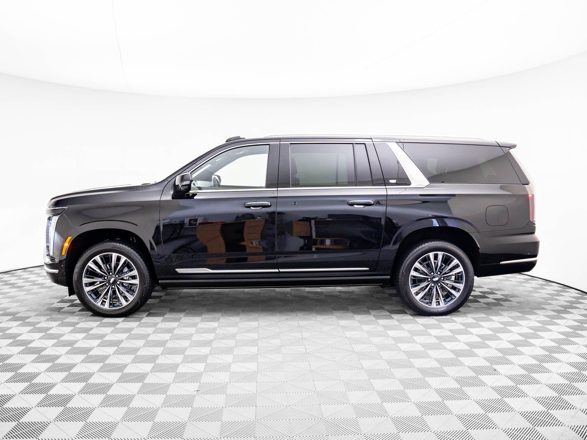 2025 Cadillac Escalade ESV Premium photo 2