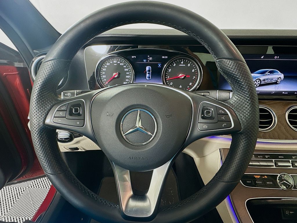 2018 Mercedes Benz E 300 photo 11