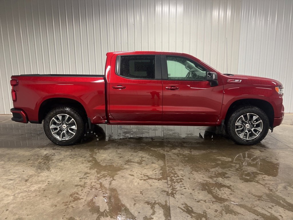 2026 Chevrolet Silverado 1500 RST photo 2
