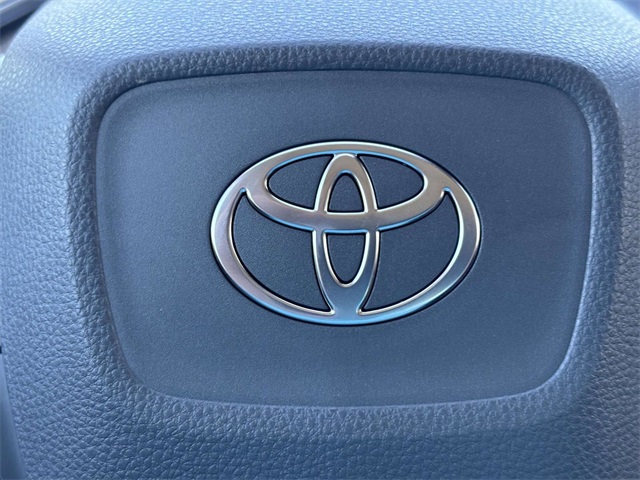 2024 Toyota Prius Prime XSE Premium photo 31