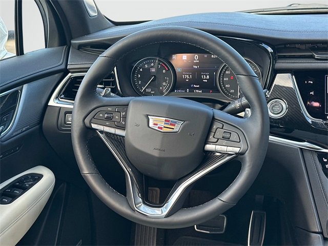 2025 Cadillac XT6 Sport photo 5