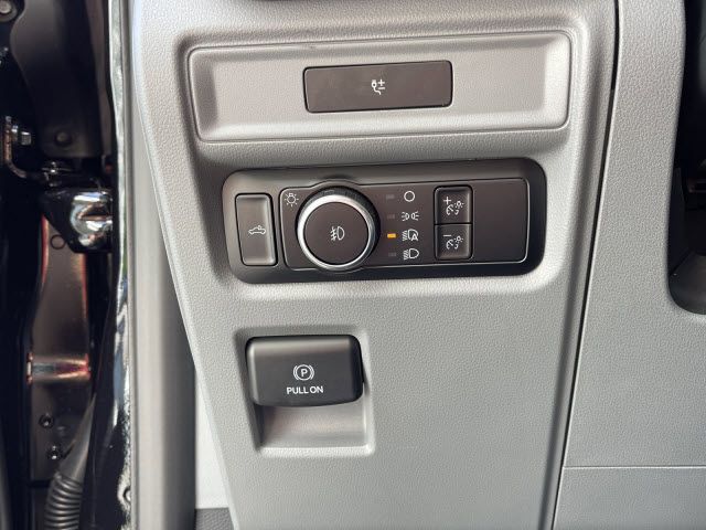 2023 Ford F-150 XLT photo 19