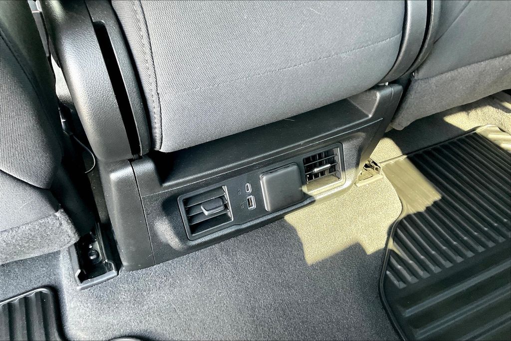 2024 Gmc Sierra 1500 Elevation photo 24