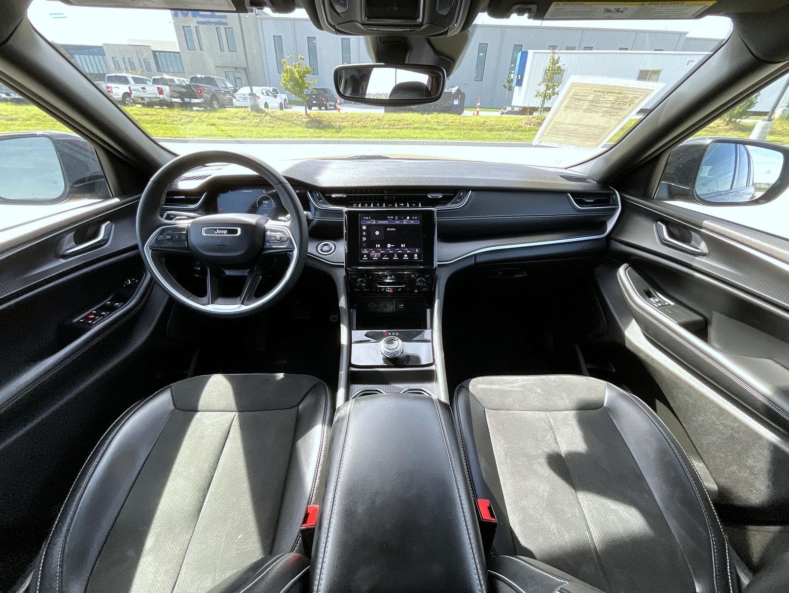 2024 Jeep Grand Cherokee Altitude X photo 8