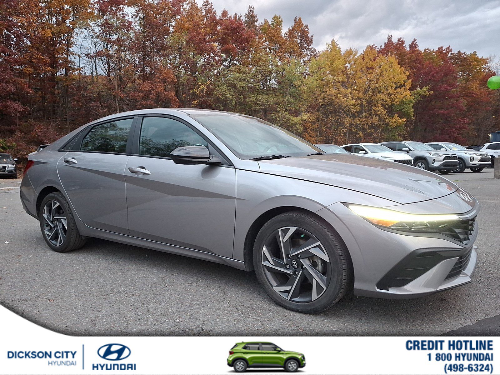 2025 Hyundai Elantra SEL's photo