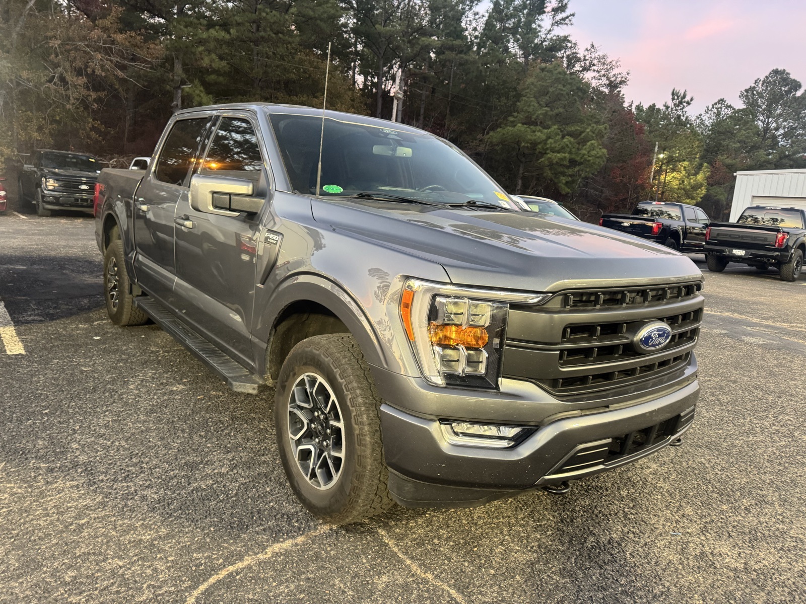 2022 Ford F-150 Lariat's photo