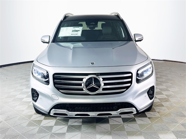 2026 Mercedes Benz GLB 250 photo 2