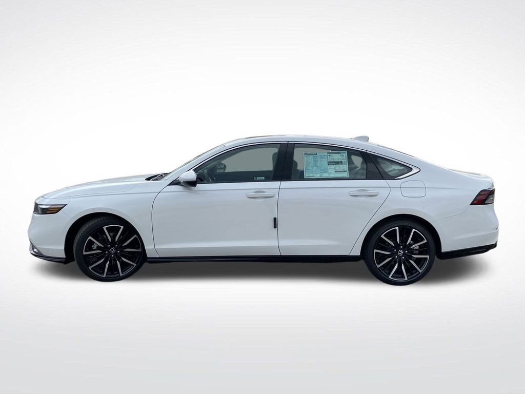 2025 Honda Accord Hybrid Touring photo 11