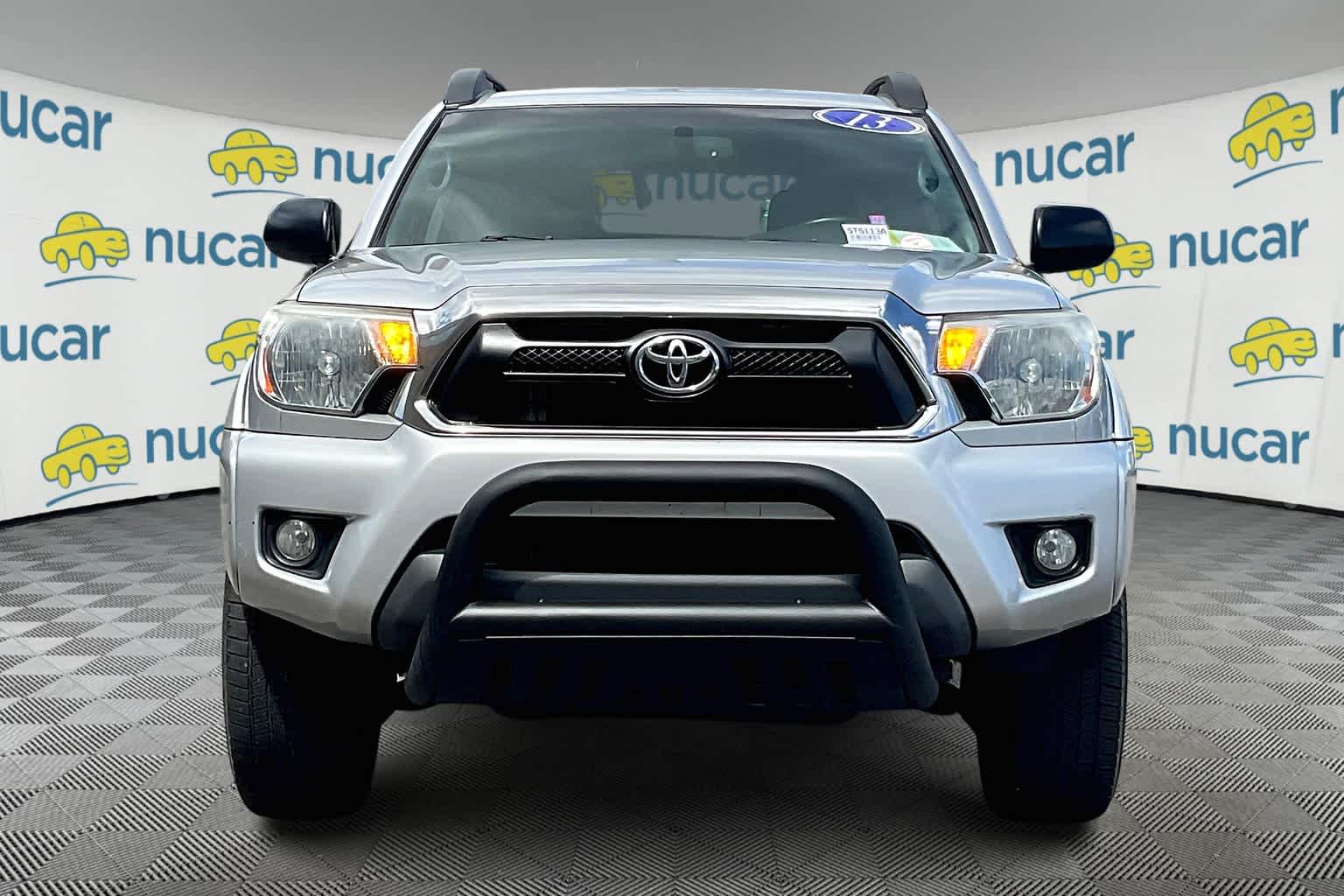 2013 Toyota Tacoma photo 2