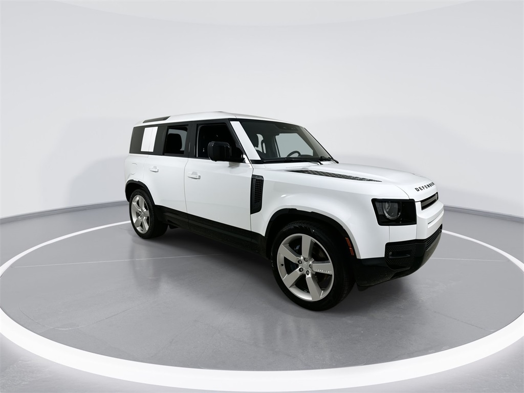 2025 Land Rover Defender 110 X-Dynamic SE photo 2
