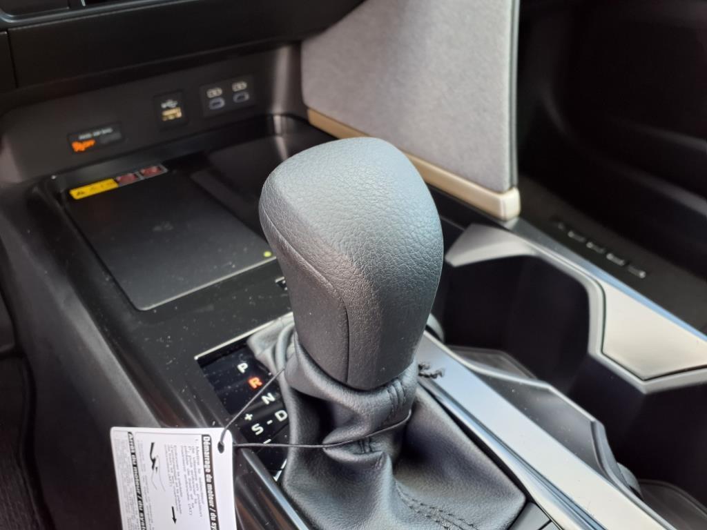 2025 Toyota Camry LE photo 20
