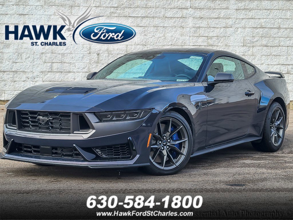 2025 Ford Mustang Dark Horse's photo