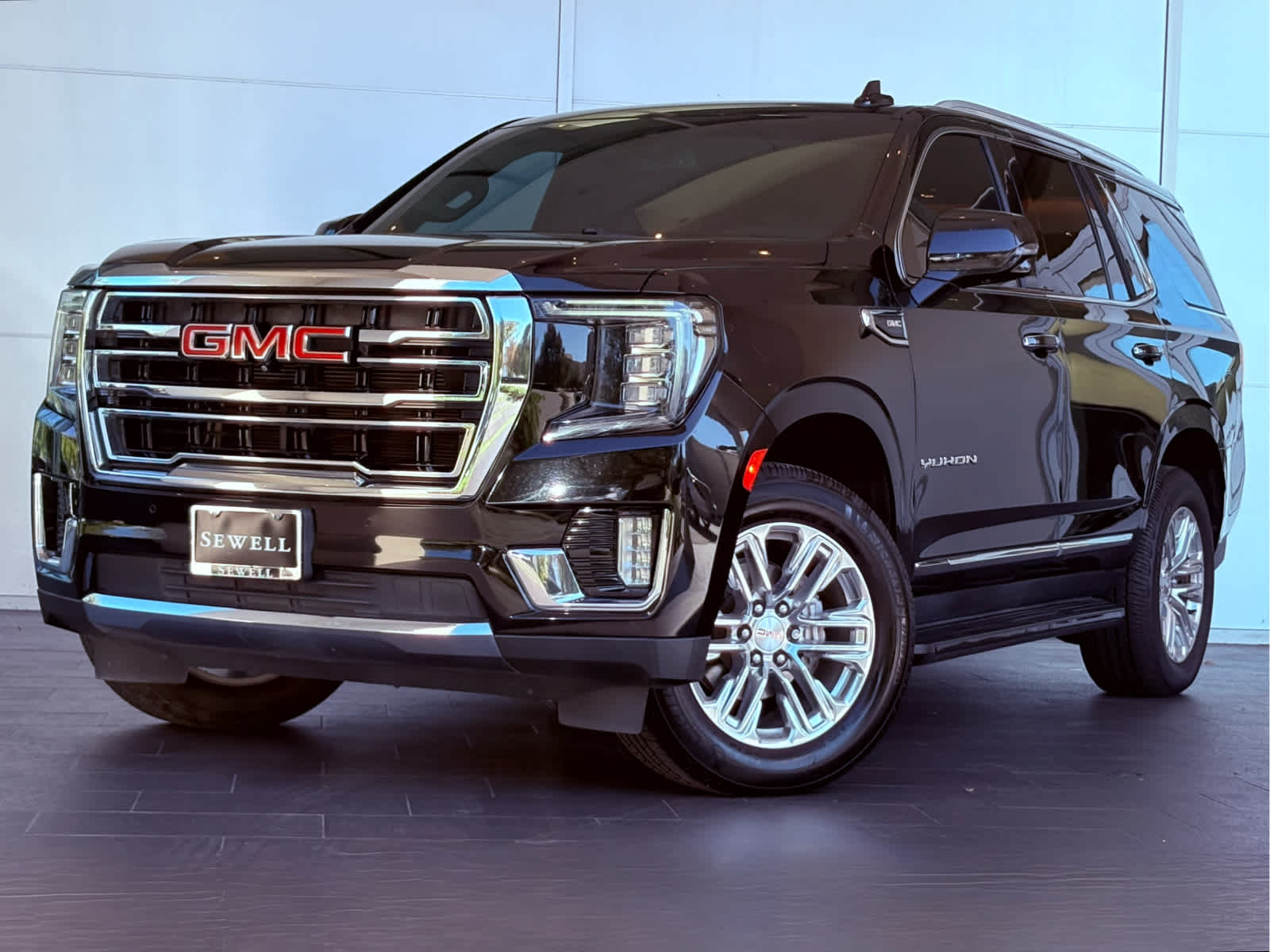 2021 GMC Yukon SLT's photo