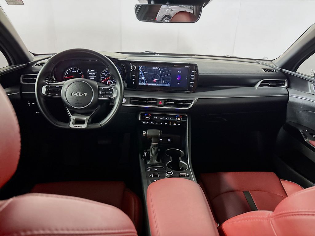 2024 Kia K5 GT-Line photo 12