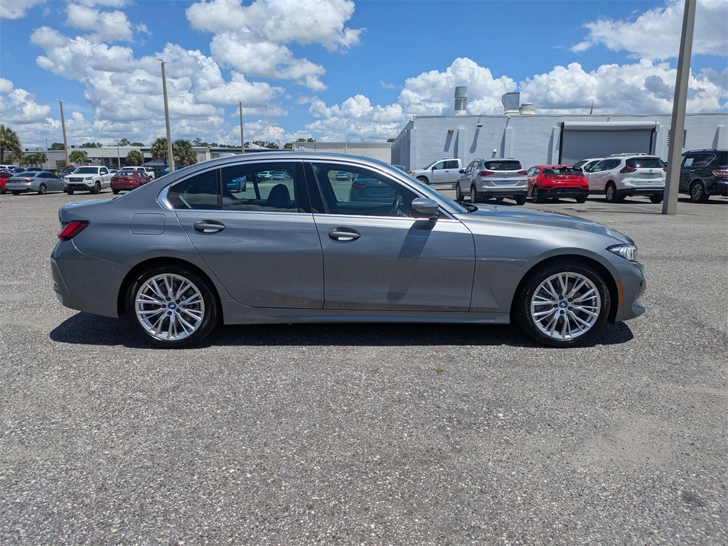 2024 Bmw 330e photo 2