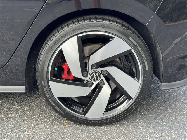 2022 Volkswagen Golf GTI SE photo 12