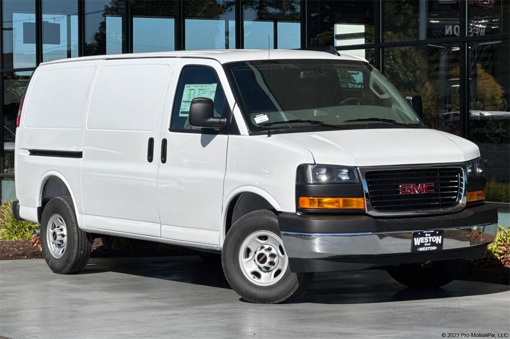 2025 GMC Savana Cargo Work Van's photo