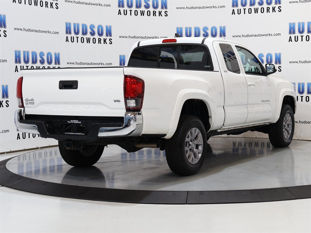 2018 Toyota Tacoma SR5 Access Cab V6 4x4 photo 5