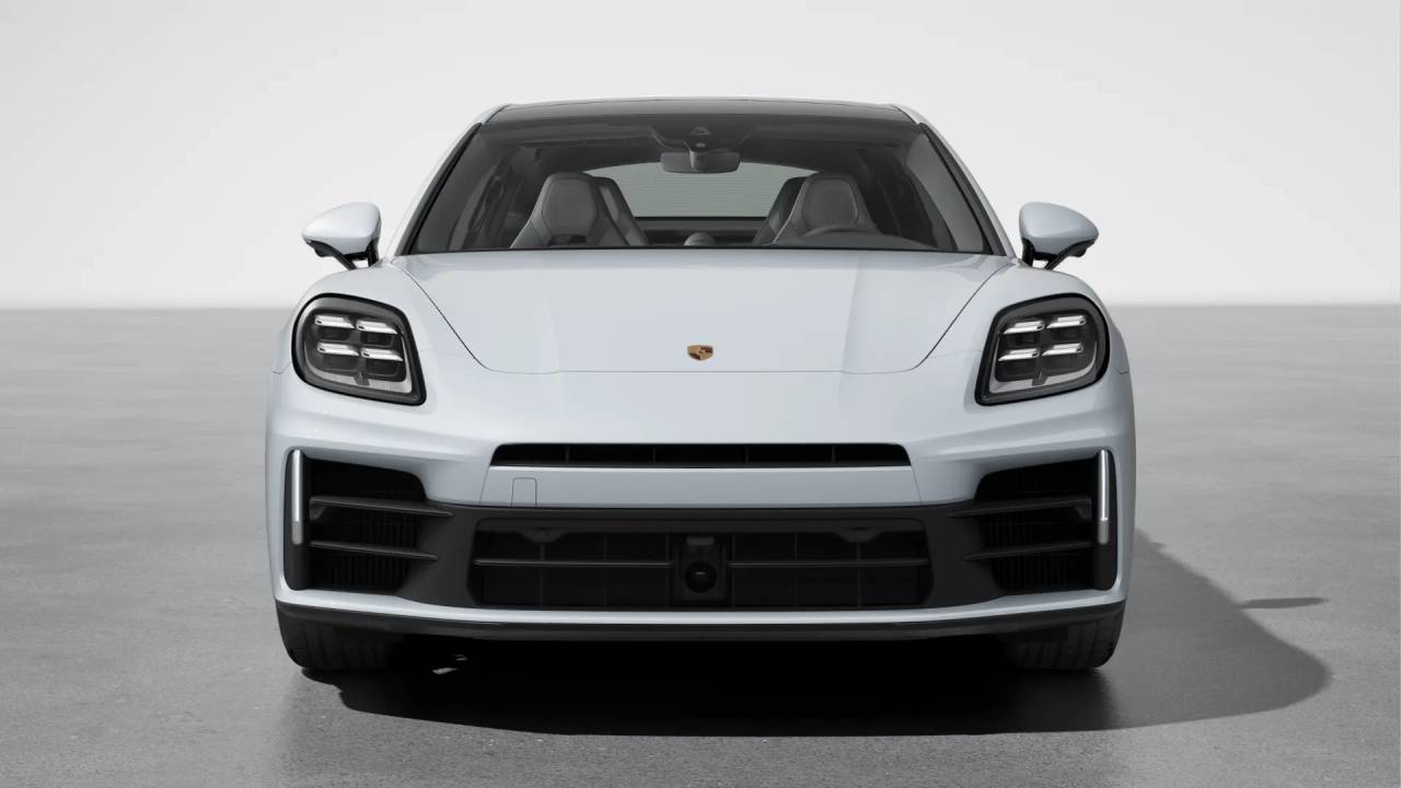 2026 Porsche Panamera 4 E-Hybrid photo 8