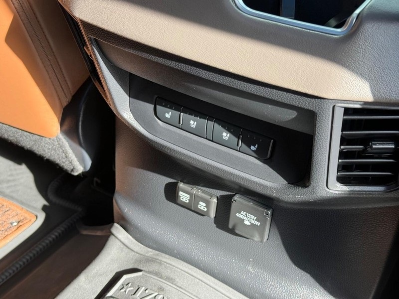 2025 Toyota Tundra 1794 Edition photo 15