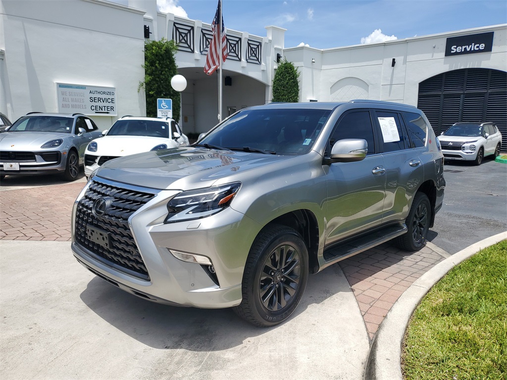 2021 Lexus GX 460 photo 3