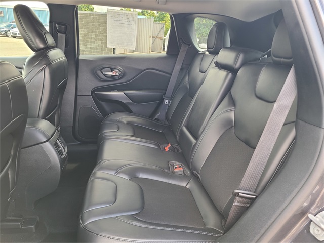 2020 Jeep Cherokee Latitude photo 14