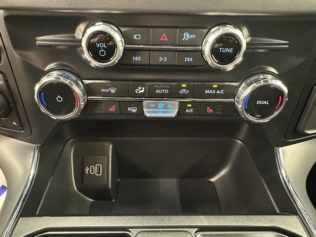 2025 Ford F-150 XLT photo 23