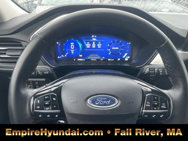 2022 Ford Escape Titanium photo 25