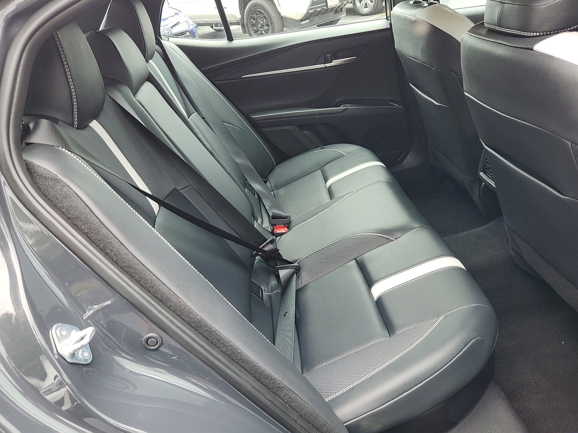 2025 Toyota Camry SE photo 27