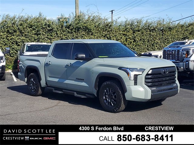 2025 Toyota Tundra SR5's photo