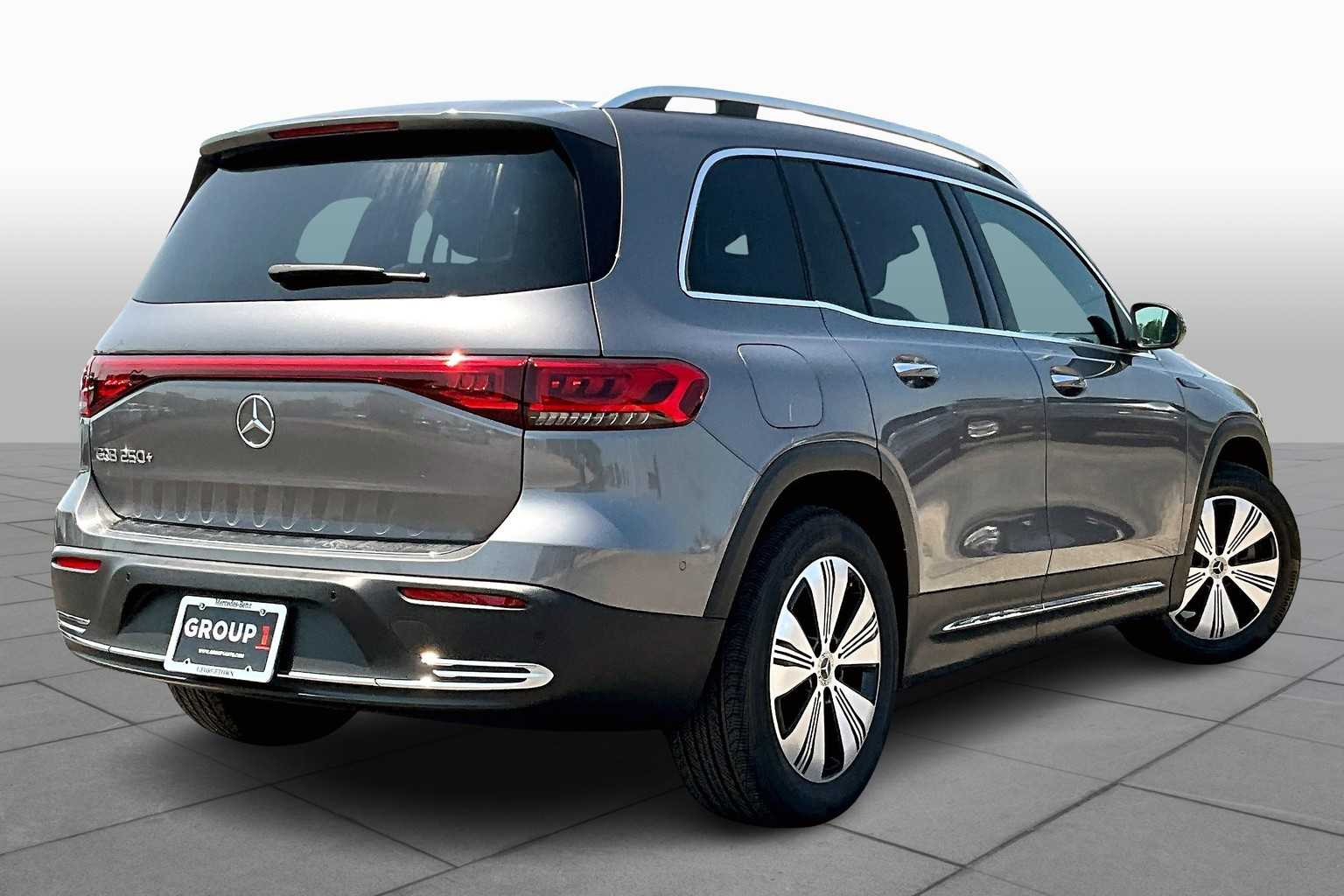 2023 Mercedes Benz EQB photo 12