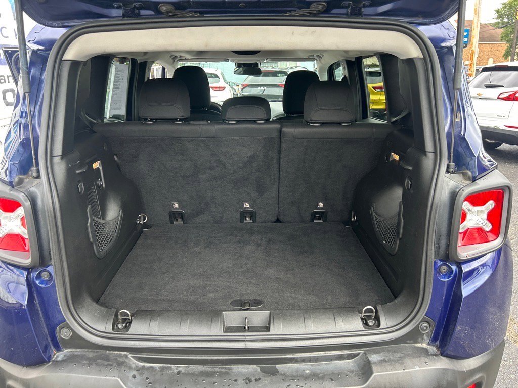 2016 Jeep Renegade Trailhawk photo 14