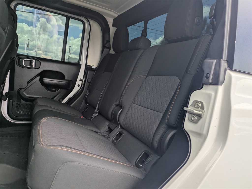 2024 Jeep Gladiator Mojave photo 12