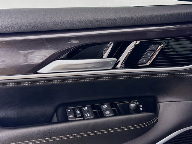 2024 Jeep Wagoneer Base photo 17