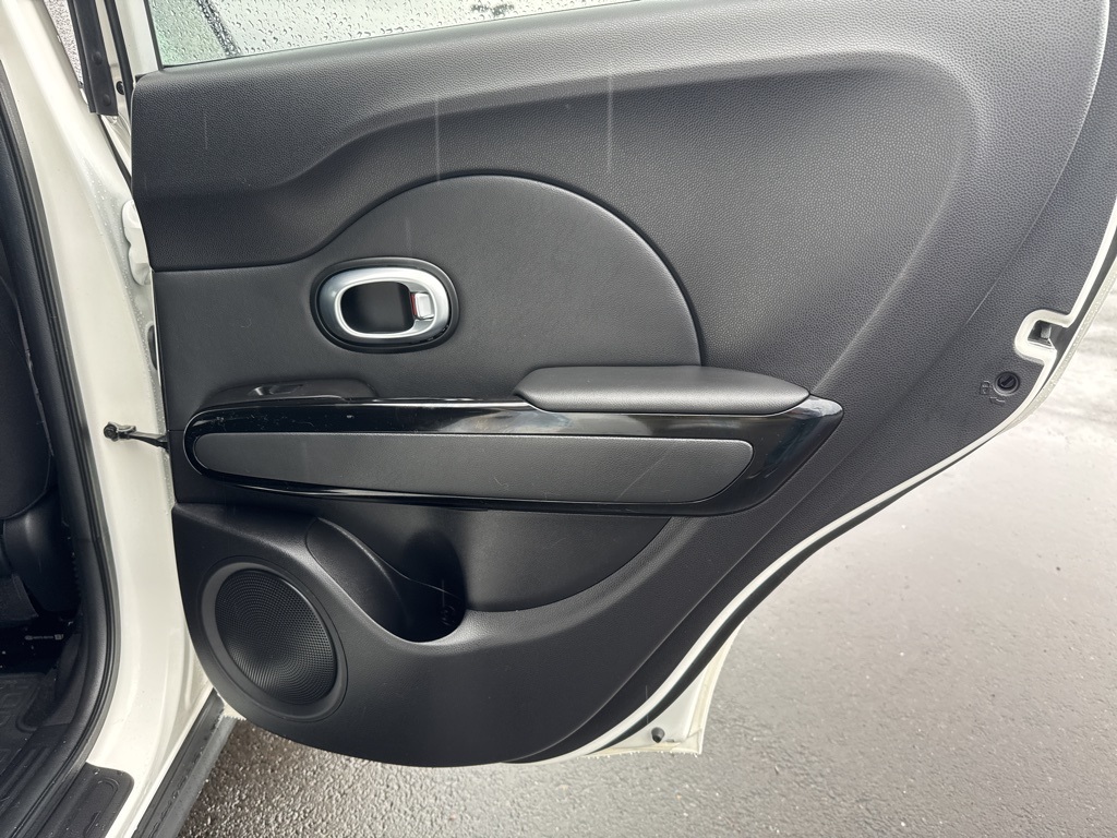 2014 Kia Soul Exclaim photo 26