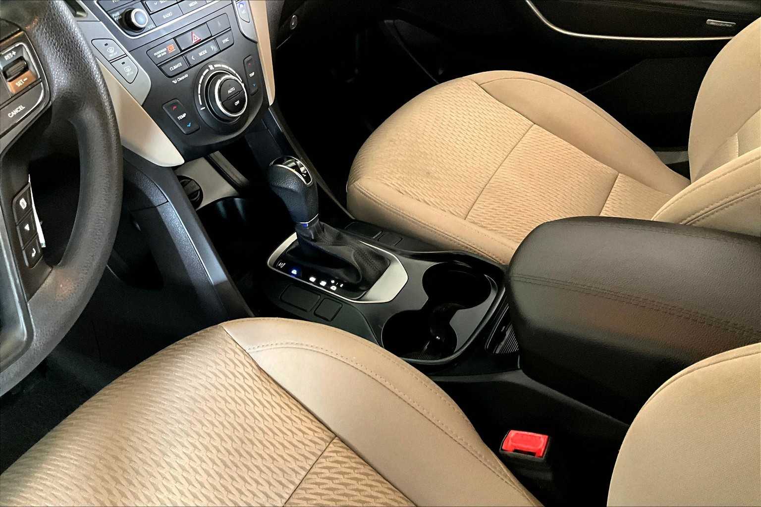 2017 Hyundai Santa Fe Sport photo 14