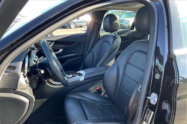 2017 Mercedes Benz C 300 4MATIC photo 21