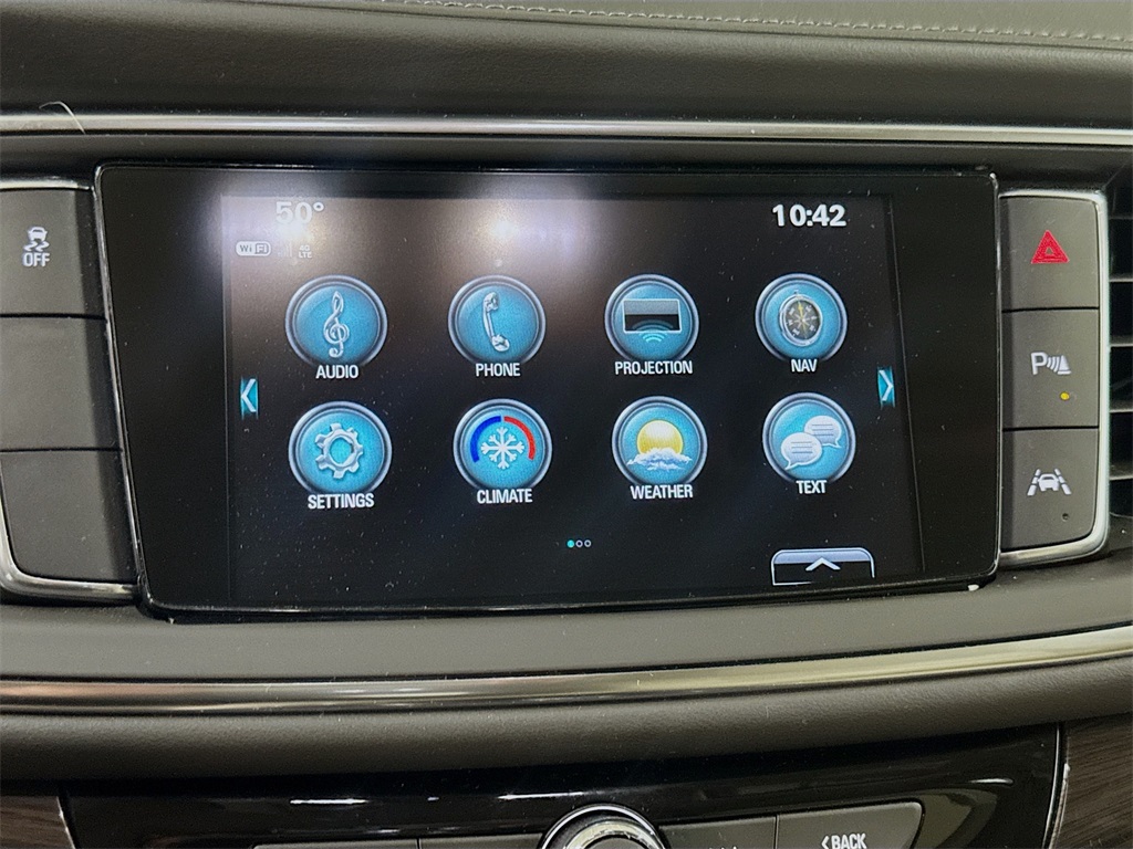 2019 Buick Enclave Premium photo 2