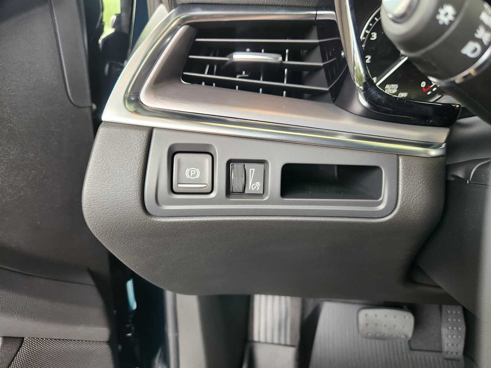 2025 Cadillac XT5 Luxury photo 15