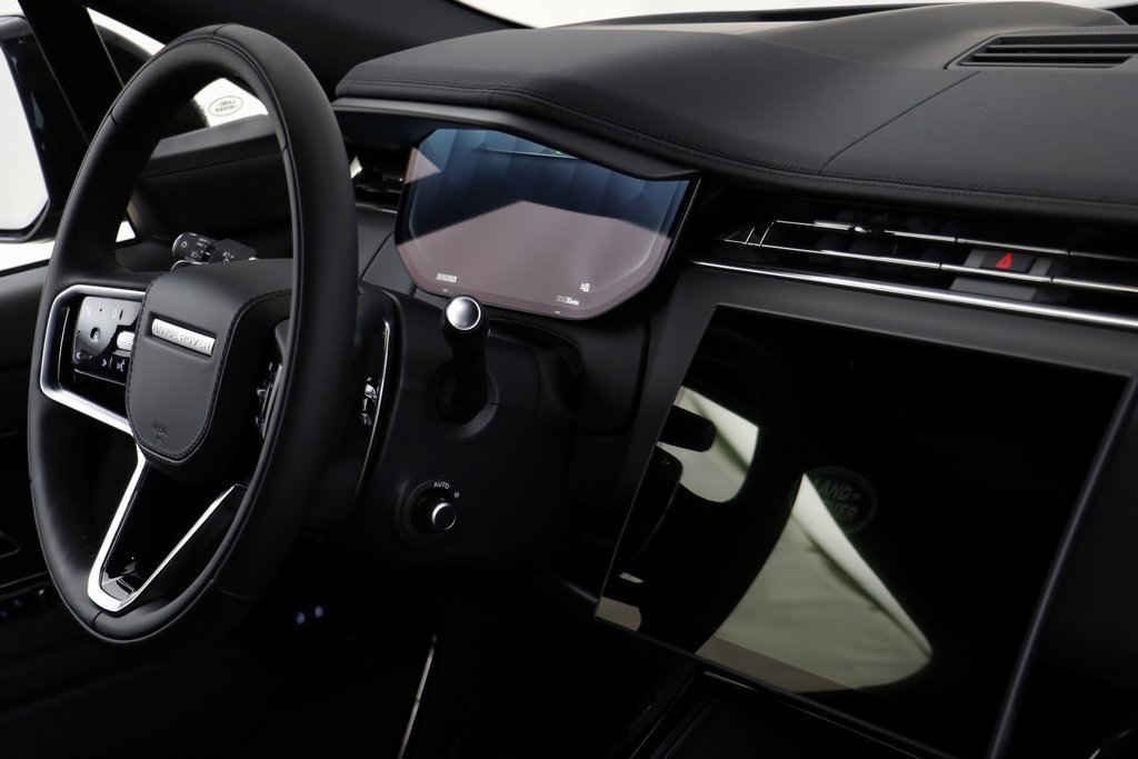 2025 Land Rover Range Rover Sport SE photo 17