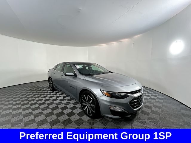 2024 Chevrolet Malibu RS photo 2