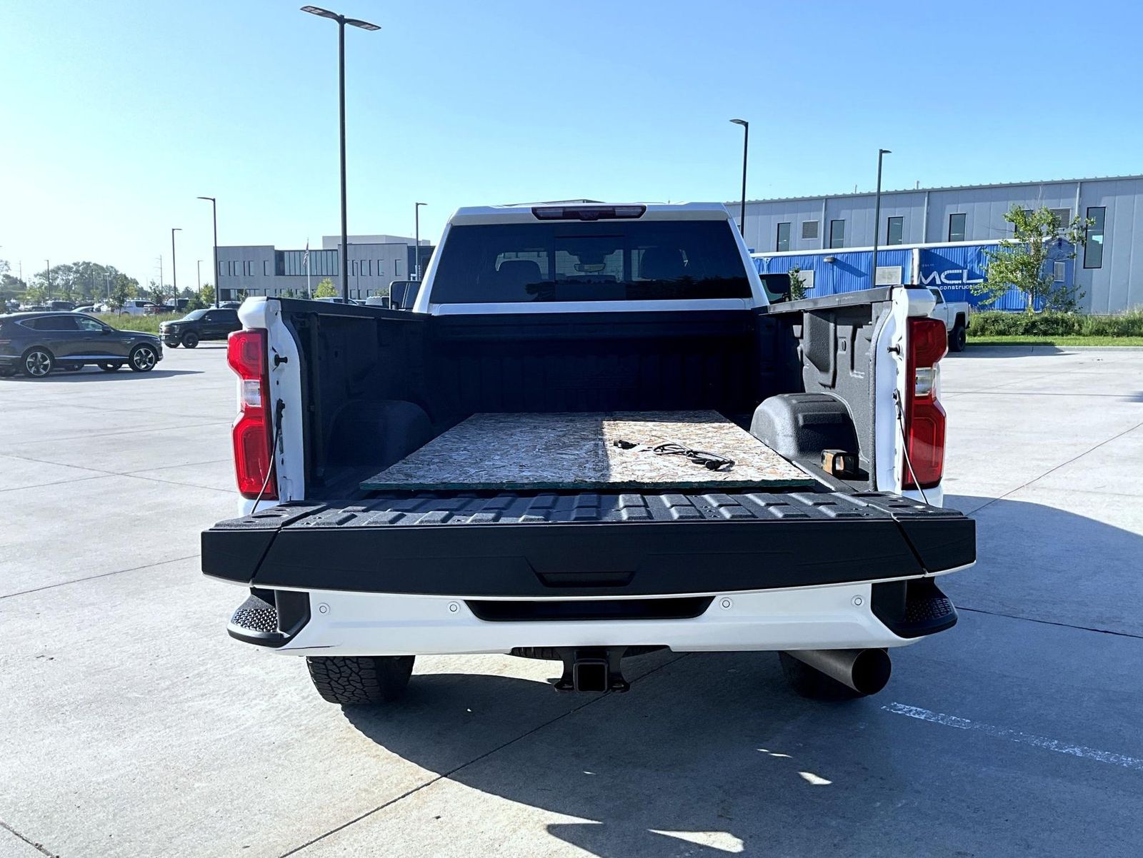 2024 Chevrolet Silverado 3500HD High Country photo 9