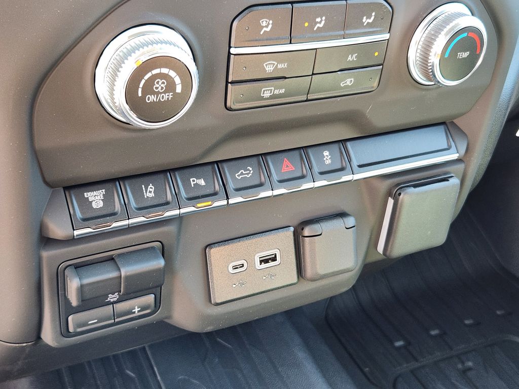 2025 Gmc Sierra 3500 HD Pro photo 15